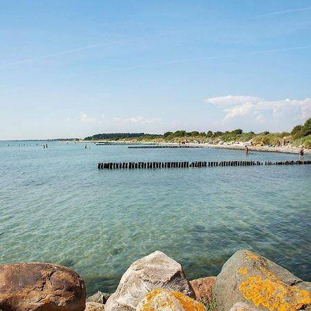 6 Person Holiday Home On A Holiday Park In Borre Exteriér fotografie